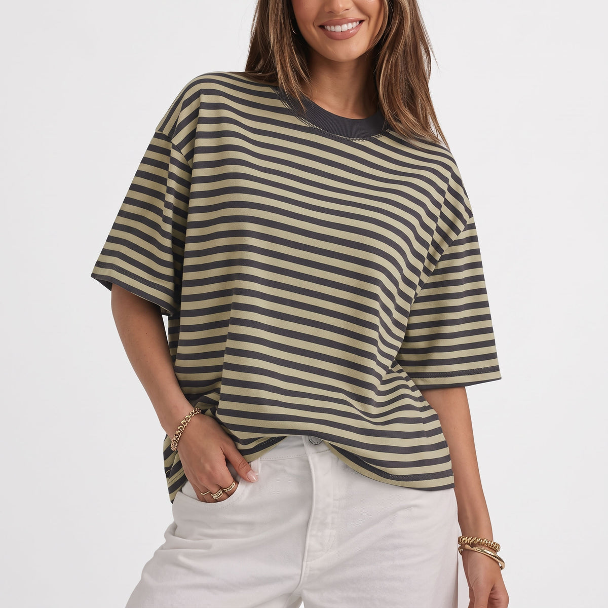 Women's Oversized Striped T-Shirt, Short Sleeve Crewneck Summer Tops, Casual Loose Fit Trendy Contrast Everyday Clothes