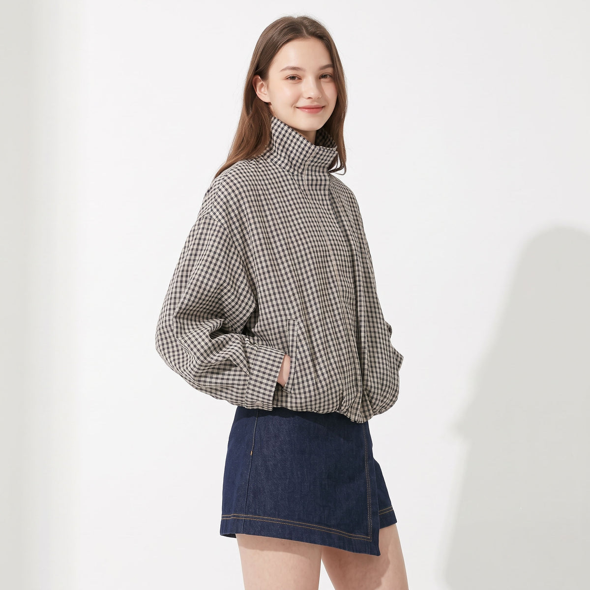 Women's Plaid Bomber Jacket, Stand Collar Full Zip Checkered Coat with Pockets, Casual Oversized Fall Spring Outerwear