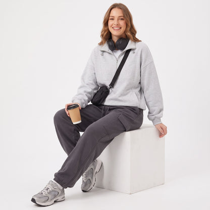 Women's Oversized Quarter Zip Fleece Sweatshirt, Mock Neck Pullover with Front Pockets, Casual Long Sleeve Fall Winter Clothes